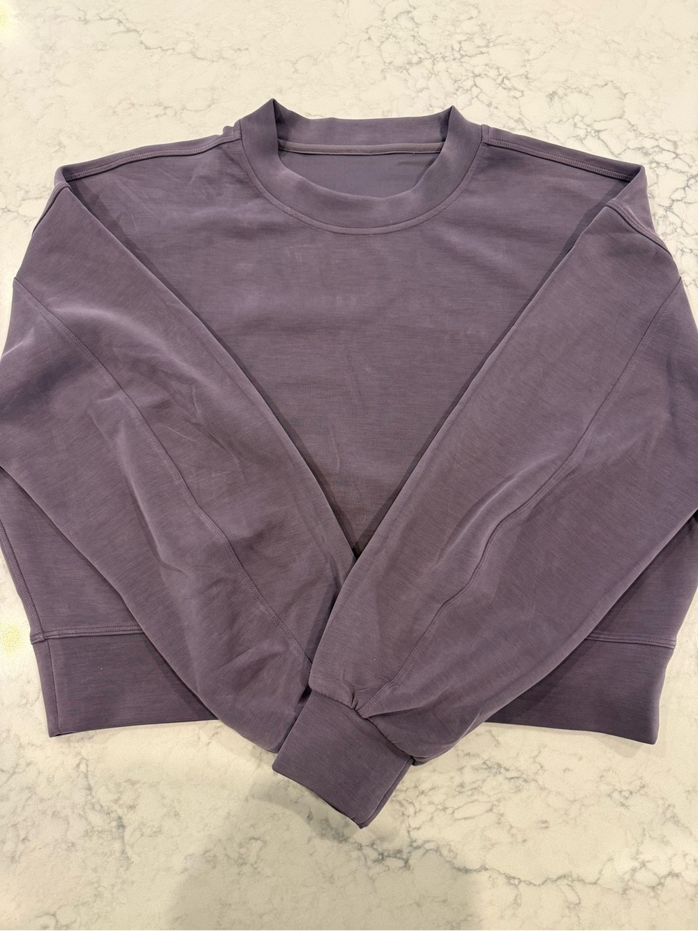 Lululemon crewneck